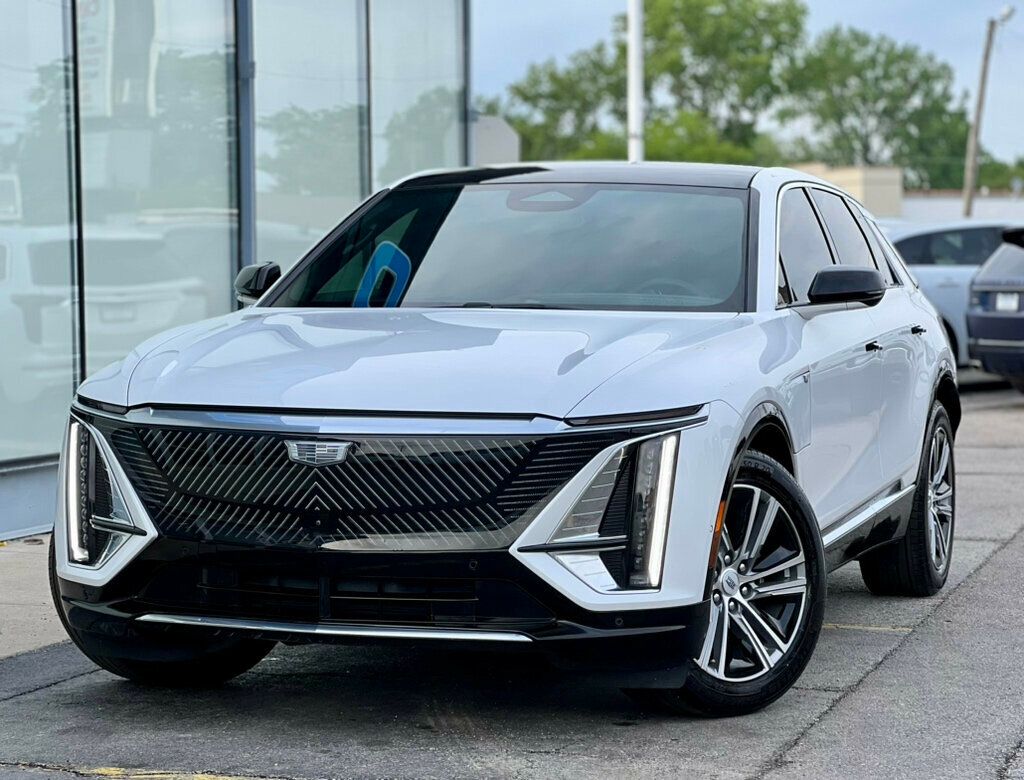 2024 Cadillac LYRIQ 4dr Luxury w/1SC - 23032413 - 32