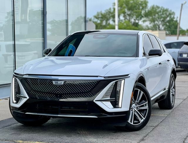 2024 Cadillac LYRIQ 4dr Luxury w/1SC - 23032413 - 32