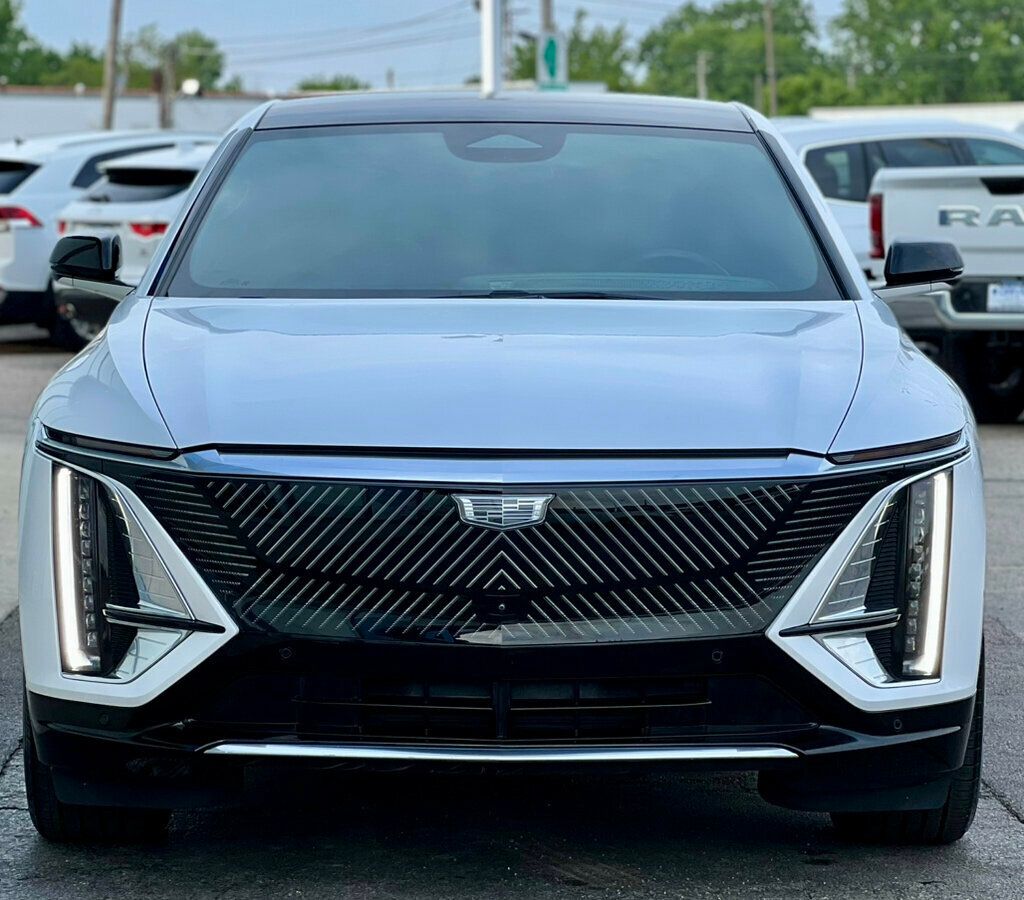 2024 Cadillac LYRIQ 4dr Luxury w/1SC - 23032413 - 37