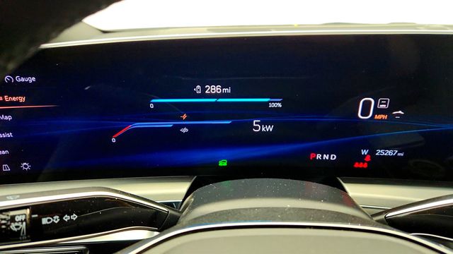 2024 Cadillac LYRIQ 4dr Luxury w/1SC - 23002169 - 13