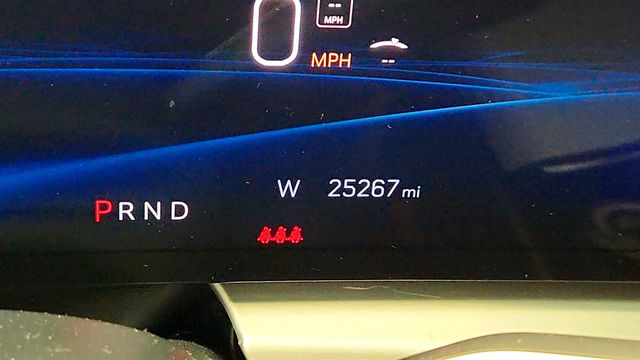 2024 Cadillac LYRIQ 4dr Luxury w/1SC - 23002169 - 14