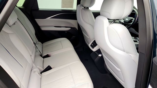 2024 Cadillac LYRIQ 4dr Luxury w/1SC - 23002169 - 21