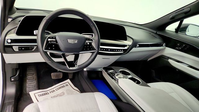 2024 Cadillac LYRIQ 4dr Luxury w/1SC - 23016528 - 11