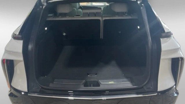 2024 Cadillac LYRIQ 4dr Luxury w/1SD - 23022834 - 9