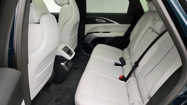 2024 Cadillac LYRIQ 4dr Luxury w/1SE - 22950736 - 17