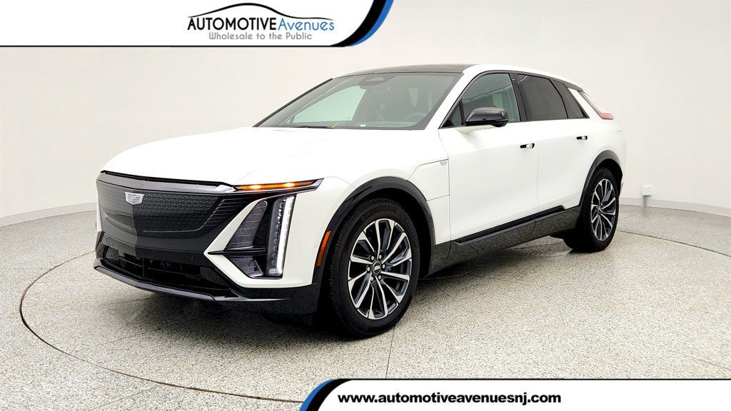 2024 Cadillac LYRIQ 4dr Sport 2 (1SJ) w/ 33'' Curved LED Display & AKG Premium Audio - 22997973 | Video 1