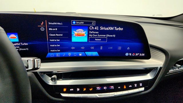 2024 Cadillac LYRIQ 4dr Sport 2 (1SJ) w/ 33'' Curved LED Display & AKG Premium Audio - 22997973 - 16