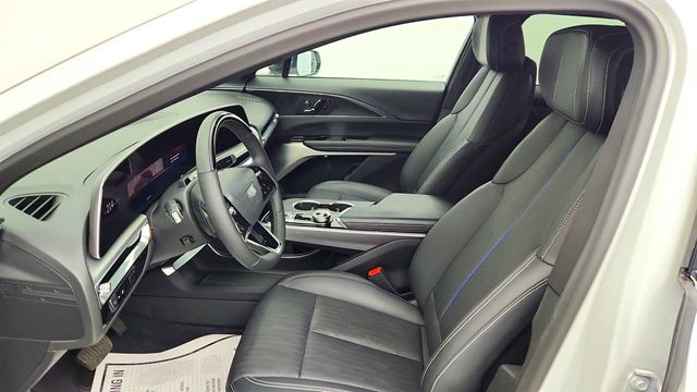 2024 Cadillac LYRIQ 4dr Sport 2 (1SJ) w/ 33'' Curved LED Display & AKG Premium Audio - 22997973 - 18