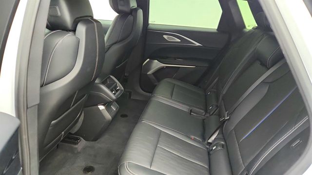 2024 Cadillac LYRIQ 4dr Sport 2 (1SJ) w/ 33'' Curved LED Display & AKG Premium Audio - 22997973 - 19