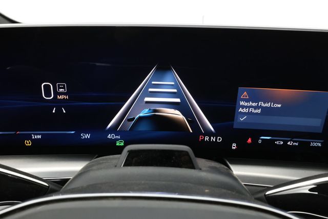 2024 Cadillac LYRIQ 4dr Sport 3 with AWD Electric Propulsion - 22937921 - 10