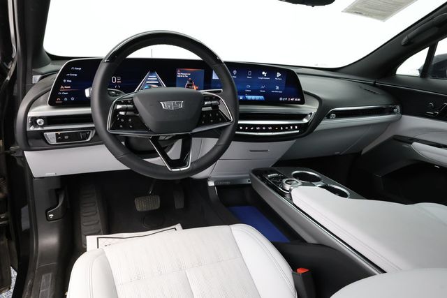 2024 Cadillac LYRIQ 4dr Sport 3 with AWD Electric Propulsion - 22937921 - 8