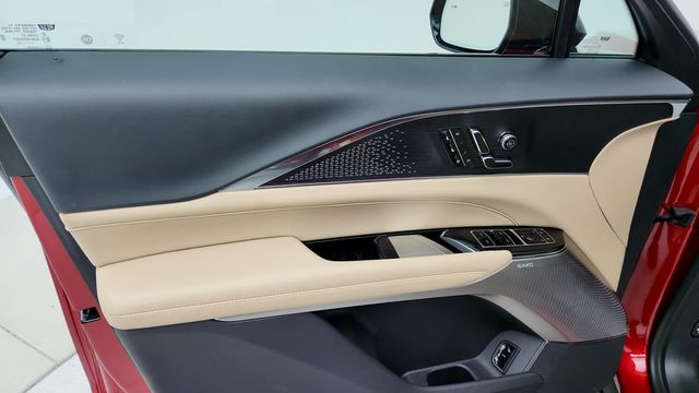 2024 Cadillac LYRIQ 4dr Sport 3 with Nappa Leather Package - 22950749 - 9