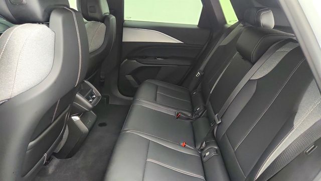 2024 Cadillac LYRIQ 4dr Tech (1SA) with Driver Assist Package - 22986876 - 19