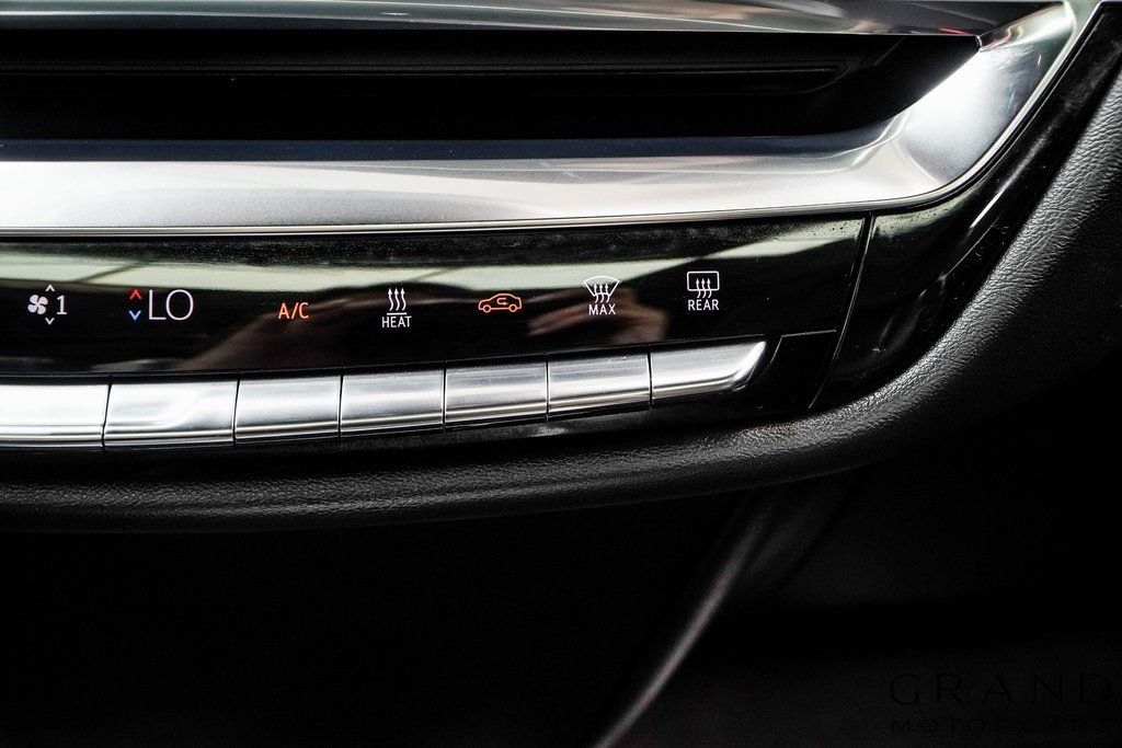 2024 Cadillac Lyriq Tech photo 23