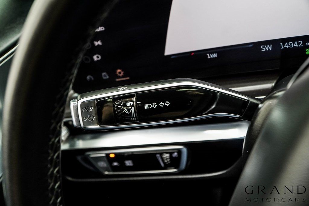 2024 Cadillac Lyriq Tech photo 35