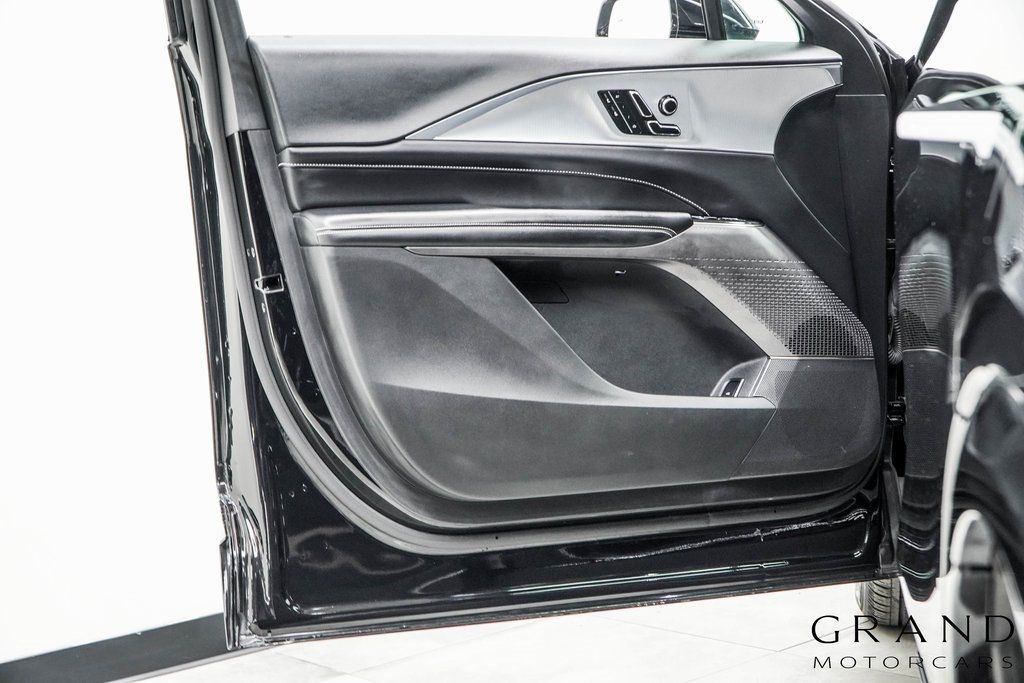 2024 Cadillac Lyriq Tech photo 39