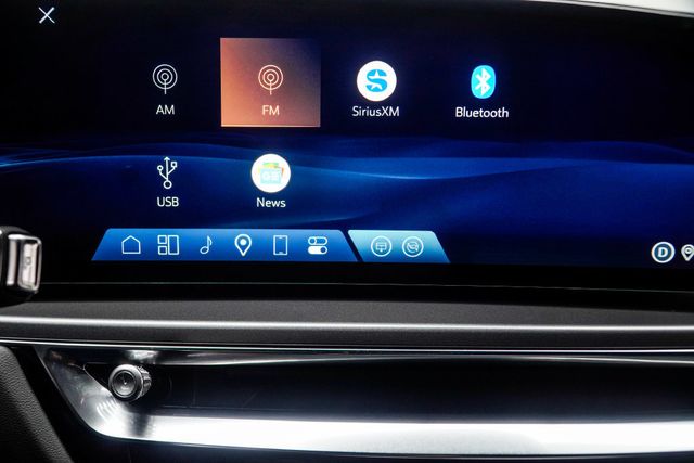 2024 Cadillac LYRIQ 4dr Tech w/1SA - 23075083 - 24