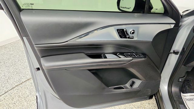 2024 Cadillac LYRIQ 4dr Tech w/1SA, 33'' Display, Wireless CarPlay & AKG Audio - 22999388 - 10