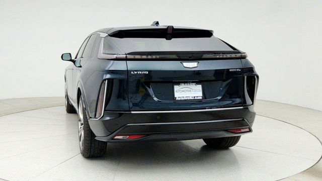 2024 Cadillac LYRIQ AWD 4dr Luxury 3 (1SE) with 500 Horsepower - 22950736 - 5