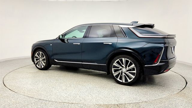2024 Cadillac LYRIQ AWD 4dr Luxury 3 (1SE) with 500 Horsepower - 22978775 - 6