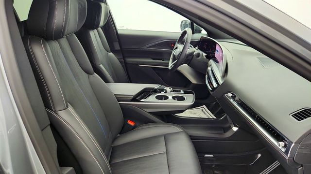 2024 Cadillac LYRIQ AWD 4dr Luxury 3 (307-mile range, 500 horsepower) - 22974302 - 21
