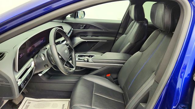 2024 Cadillac LYRIQ AWD 4dr Sport 2 (1SJ) - 23012978 - 19