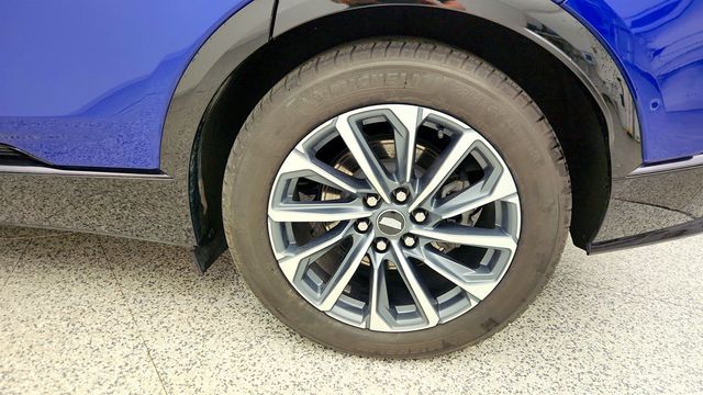 2024 Cadillac LYRIQ AWD 4dr Sport 2 (1SJ) - 23012978 - 8