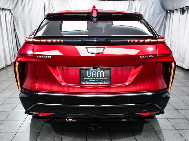 2024 Cadillac LYRIQ Luxury 1