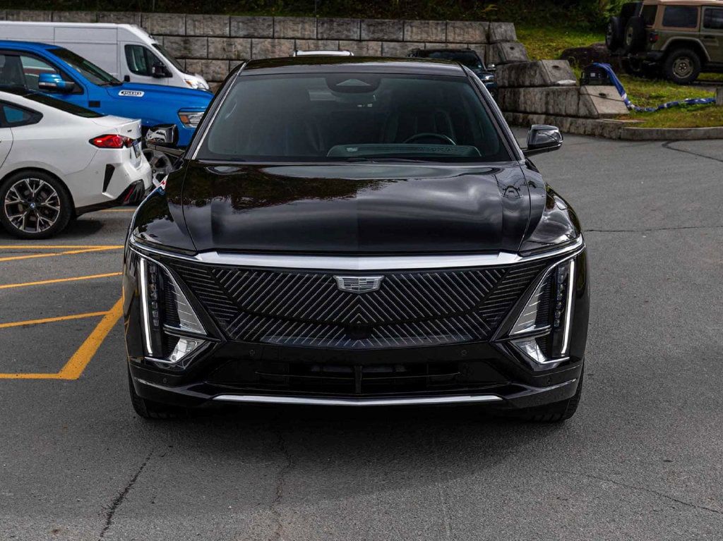 Cadillac Lyriq photo 2