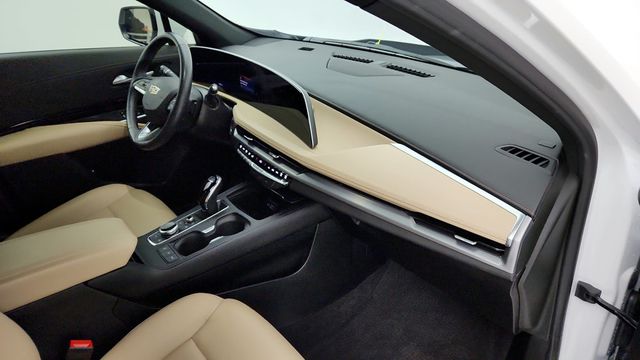 2024 Cadillac XT4 4dr Luxury - 22951220 - 24