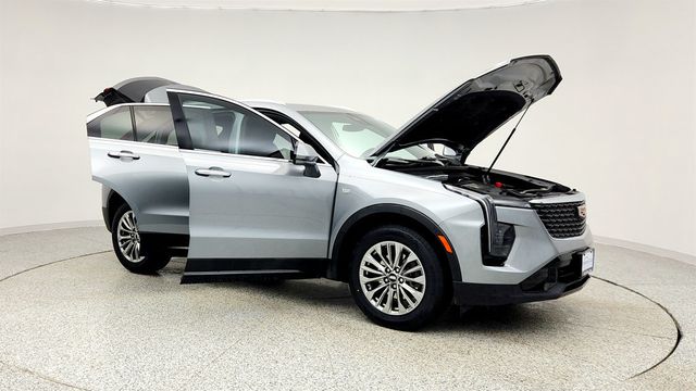 2024 Cadillac XT4 4dr Premium Luxury with Power, Dual Panel Glass Sunroof - 22968458 - 9