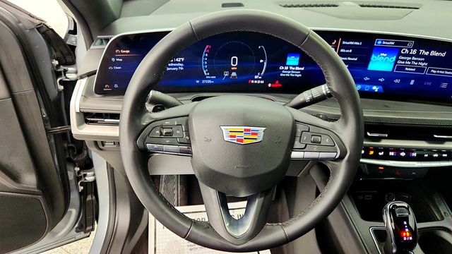 2024 Cadillac XT4 4dr Premium Luxury with Power, Dual Panel Glass Sunroof - 22968458 - 17