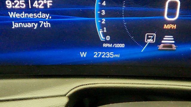 2024 Cadillac XT4 4dr Premium Luxury with Power, Dual Panel Glass Sunroof - 22968458 - 19