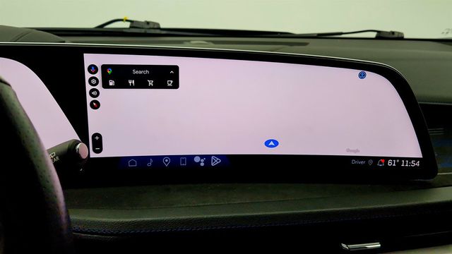 2024 Cadillac XT4 4dr Sport w/ Comfort & Convenience Pkg and Technology Pkg - 23030433 - 19