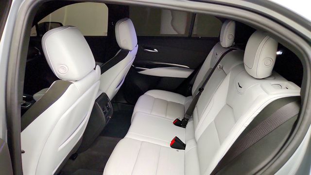 2024 Cadillac XT4 4dr Sport w/ Comfort & Convenience Pkg and Technology Pkg - 23030433 - 21