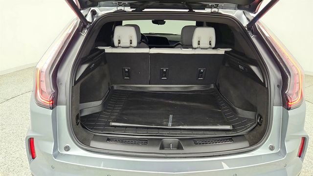 2024 Cadillac XT4 4dr Sport w/ Comfort & Convenience Pkg and Technology Pkg - 23030433 - 22
