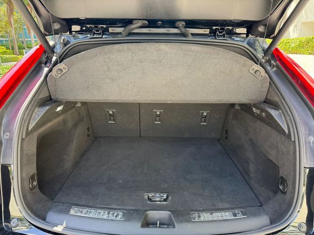 2024 Cadillac XT4 AWD 4dr Premium Luxury - 22910339 - 9