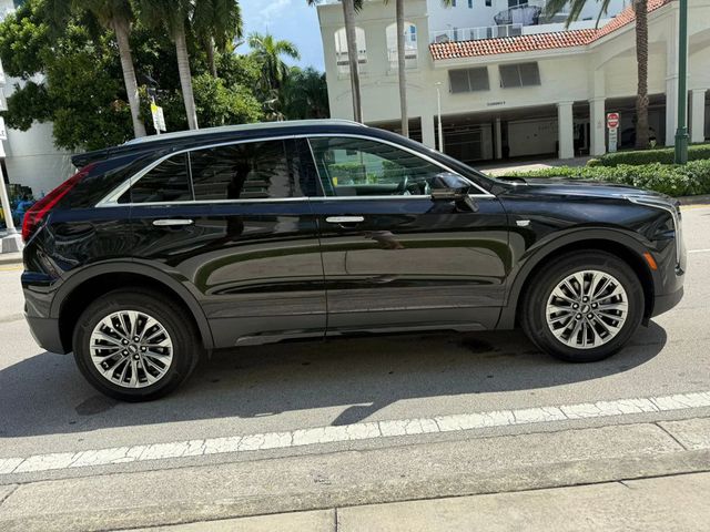 2024 Cadillac XT4 AWD 4dr Premium Luxury - 22910339 - 4