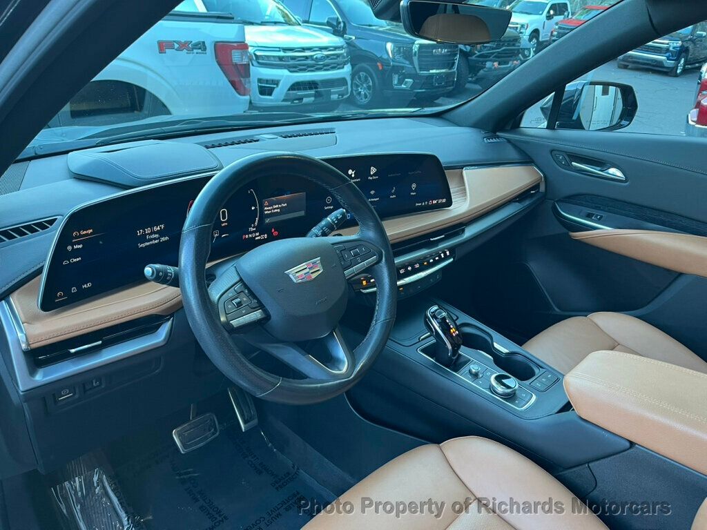 2024 Cadillac XT4 Sport photo 16