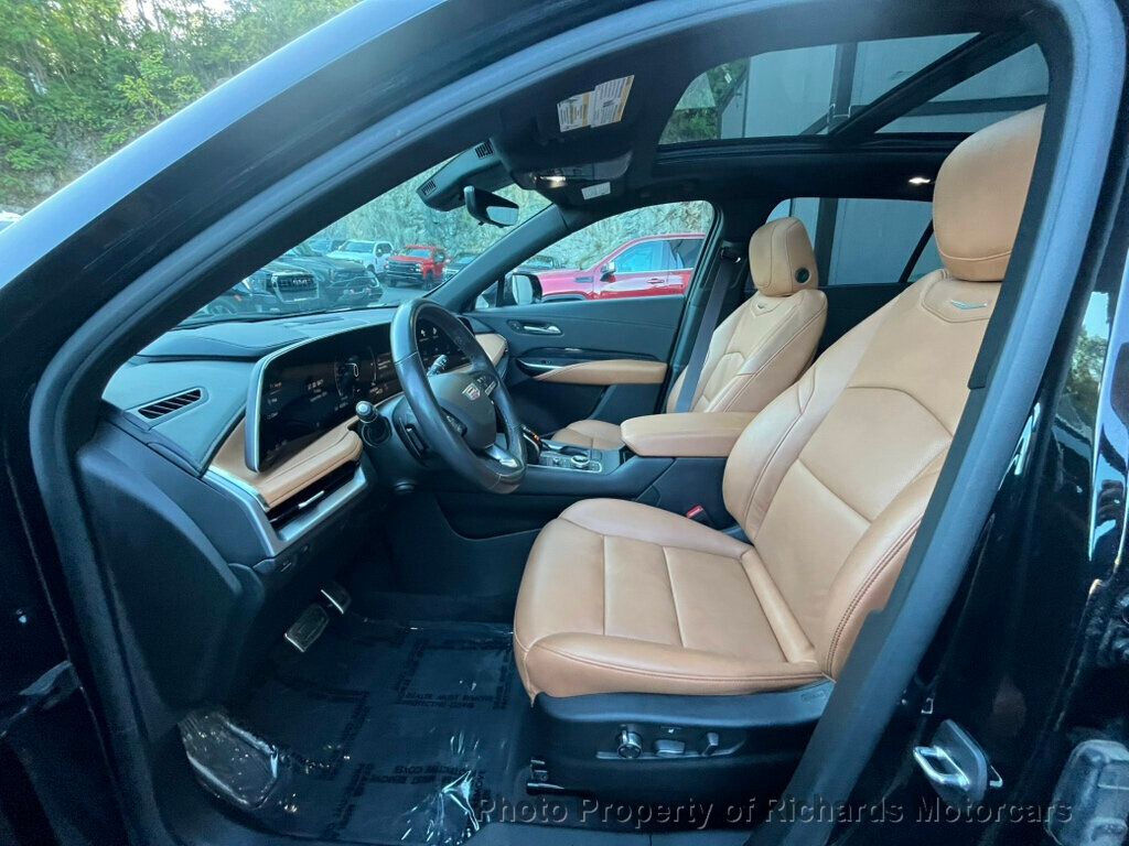 2024 Cadillac XT4 Sport photo 17