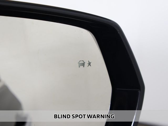 2024 Cadillac XT4 FWD 4dr Luxury - 23010186 - 4