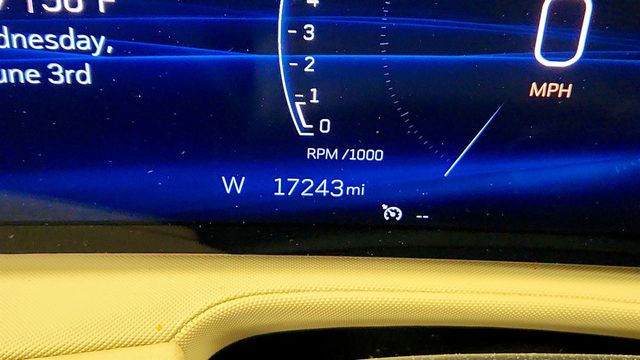 2024 Cadillac XT4 FWD 4dr Luxury w/ Cold Weather Pkg & AKG 14-Speaker Audio - 23035685 - 14