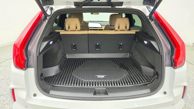 2024 Cadillac XT4 FWD 4dr Luxury w/ Cold Weather Pkg & AKG 14-Speaker Audio - 23035685 - 21