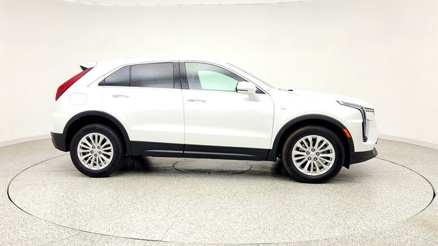 2024 Cadillac XT4 FWD 4dr Luxury w/ Cold Weather Pkg & AKG 14-Speaker Audio - 23035685 - 3