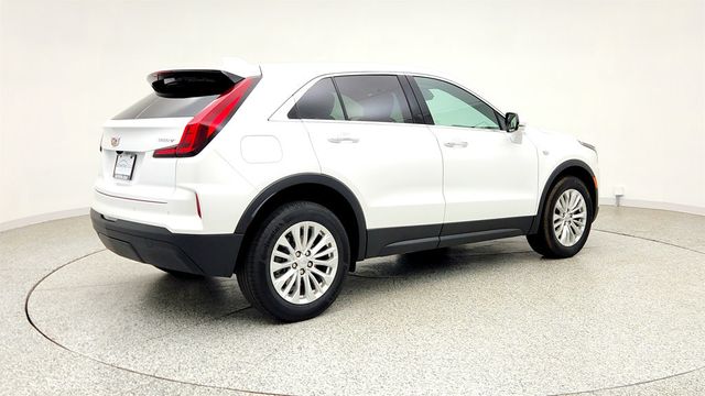 2024 Cadillac XT4 FWD 4dr Luxury w/ Cold Weather Pkg & AKG 14-Speaker Audio - 23035685 - 4