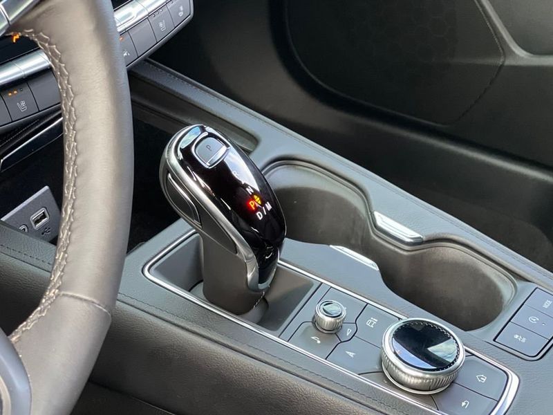 2024 Cadillac XT4 FWD 4dr Premium Luxury - 22964336 - 18