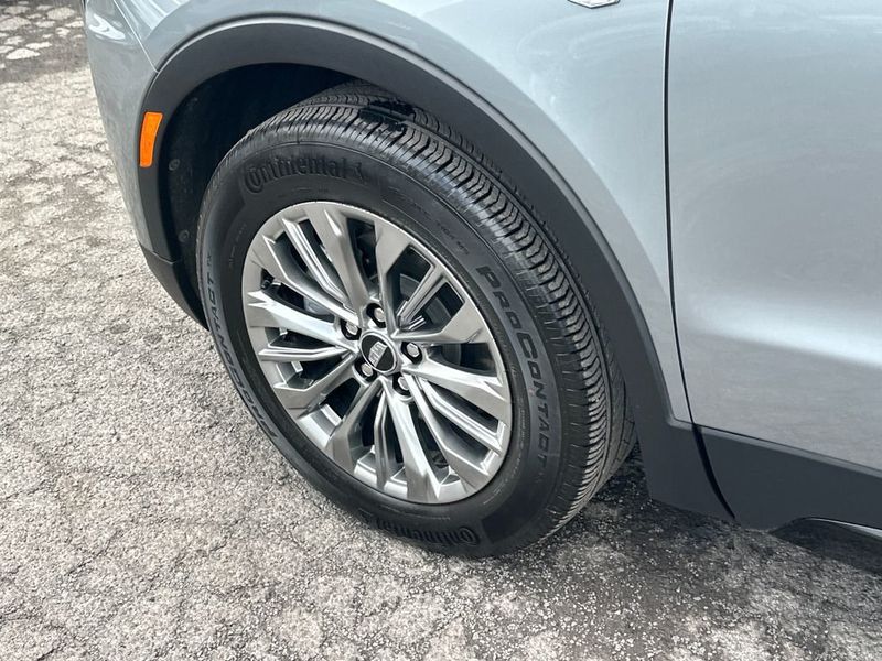 2024 Cadillac XT4 FWD 4dr Premium Luxury - 22977628 - 11
