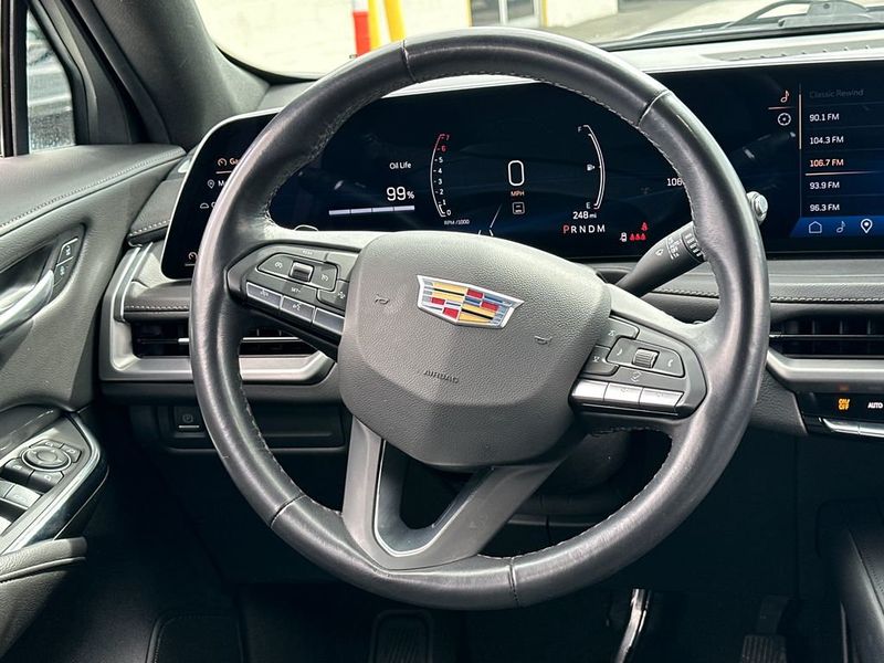 2024 Cadillac XT4 FWD 4dr Premium Luxury - 22977628 - 17