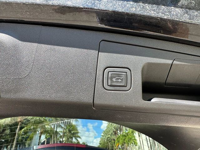 2024 Cadillac XT4 FWD 4dr Premium Luxury - 22929734 - 12