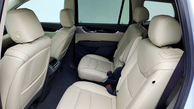 2024 Cadillac XT6 AWD 4dr Premium Luxury w/ Technology Package & 6-Person Seating - 23000090 - 21
